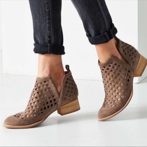 Jeffrey Campbell Taggart Tan Suede Ankle Boots - Picture 1 of 10